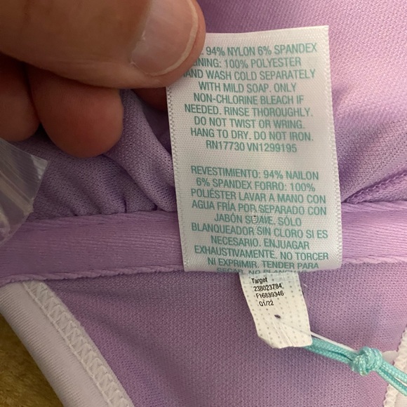 New with Tags Ladies “Kona Sol “ Swim Suit Top. Medium(8-10).Purple.Padded - Picture 4 of 8